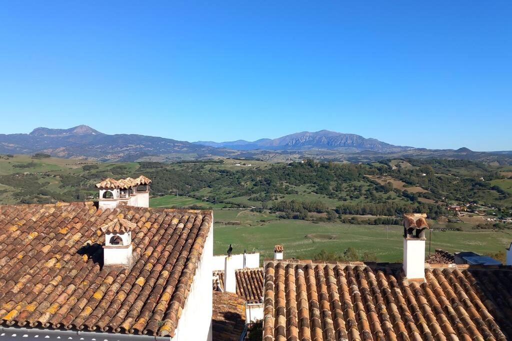 Apartment In Andalusian White Village Jimena De La Frontera Exterior foto